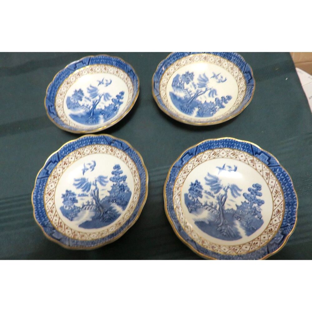 Antique  set of 4 Booths Real Old Willow  Gold Trim 5.25” fruit/dessert bowls